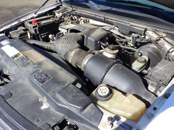 2004-ford-f150-image-8