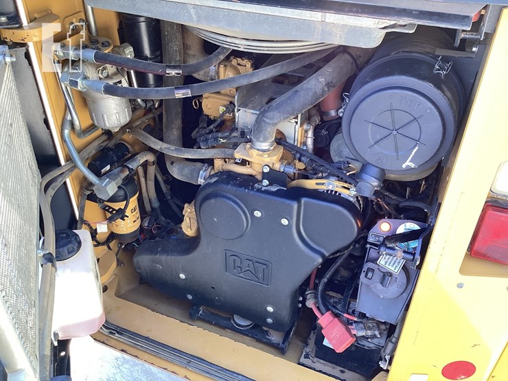 2022-caterpillar-272d3-image-11