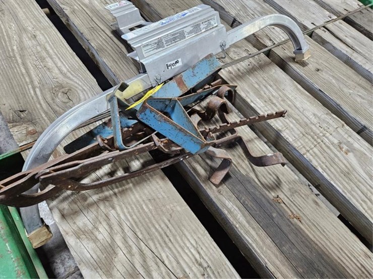 #2465-•-quick-click-ac78-ladder-stabalizer-&-ladder-jacks-image-4