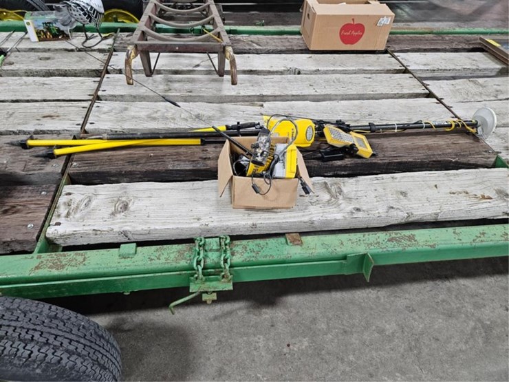 #2479-•-2002-trimble-5700-gps-reciever-image-1