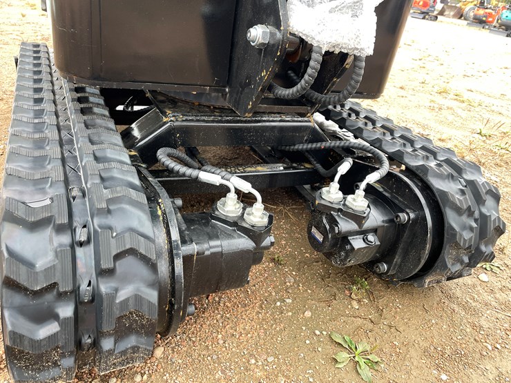 #1787-•-agt-qh12r-mini-excavator-image-30