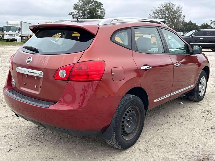 2014-nissan-rogue-image-3