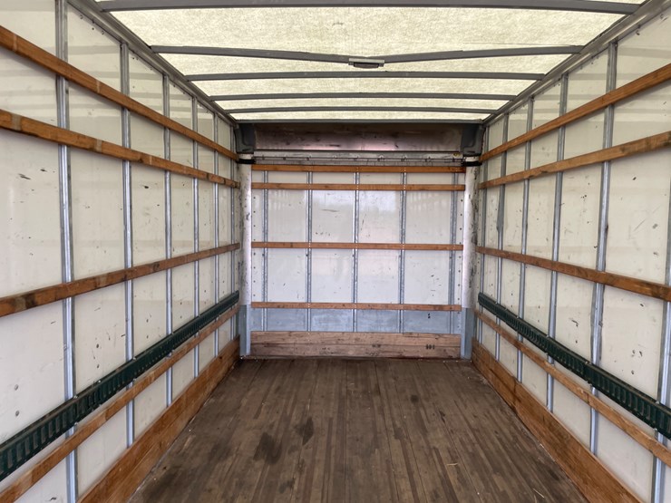 #3326-•-26’6”-van-box-image-8