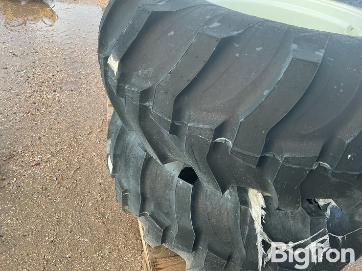 titan-industrial-tractor-lug-17.5l-24-tractor-tires-image-12