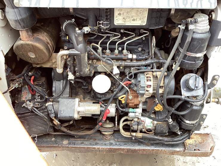 2014-bobcat-t650-image-13