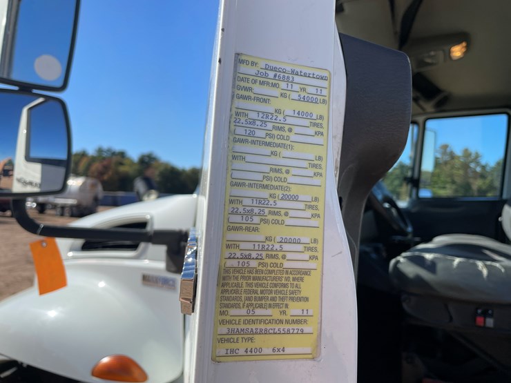 2012-international-durastar-4400-image-62