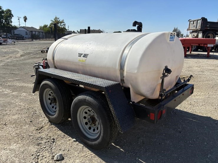 2020-wylie-&-son-exp-500-towable-water-buffalo-image-4