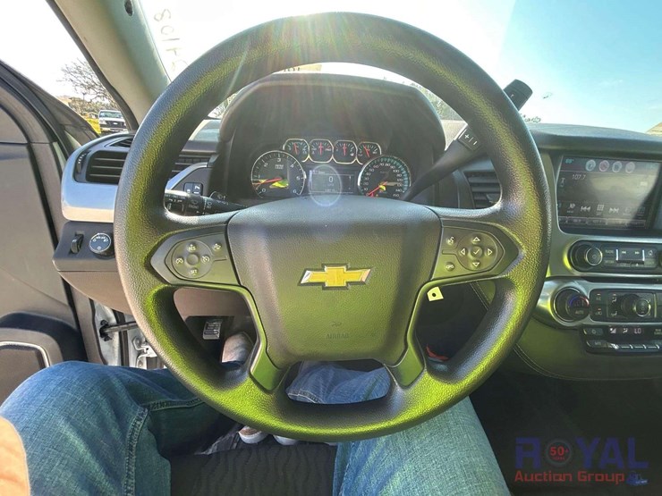 2018-chevrolet-tahoe-image-14