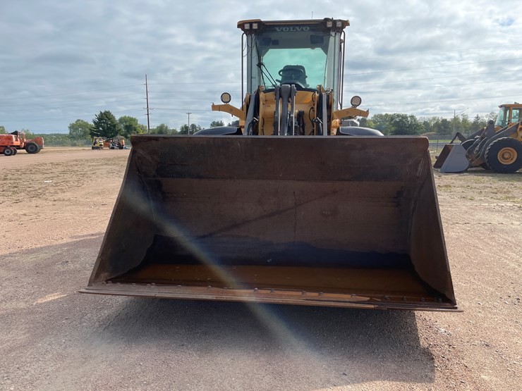 2015-volvo-l70h-image-67