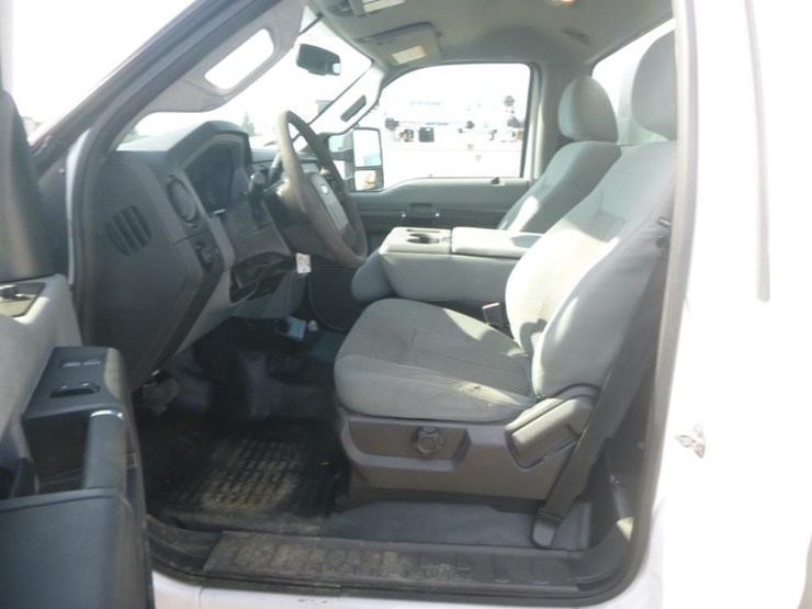 2014-ford-f450-image-15