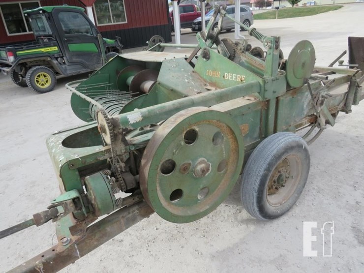 john-deere-14t-image-9