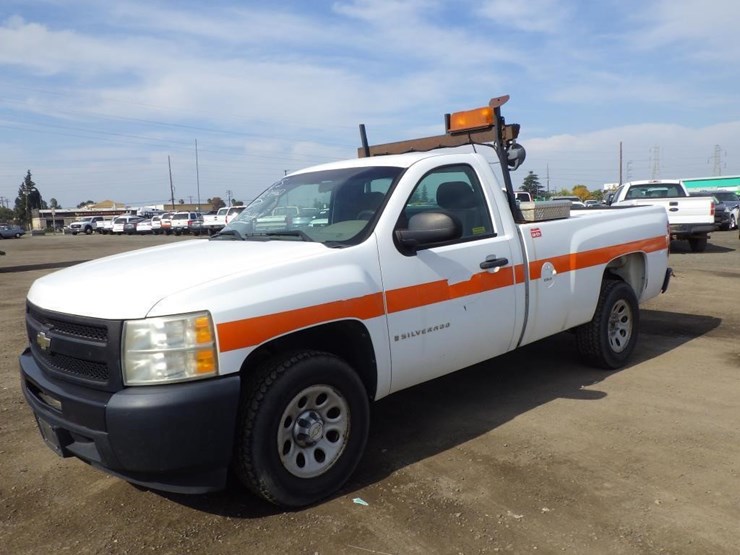 2009-chevrolet-1500-image-1