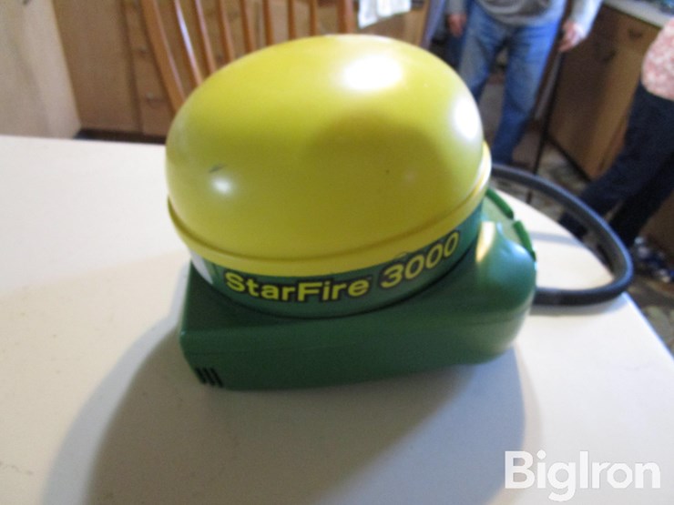 john-deere-3000-image-4