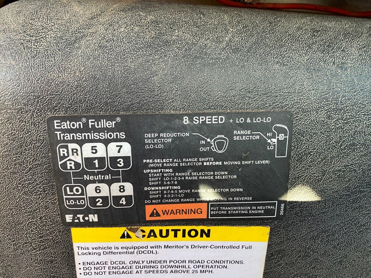 2003-international-7400-image-55