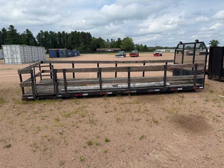 #3190-•-22’-steel-flatbed-image-5