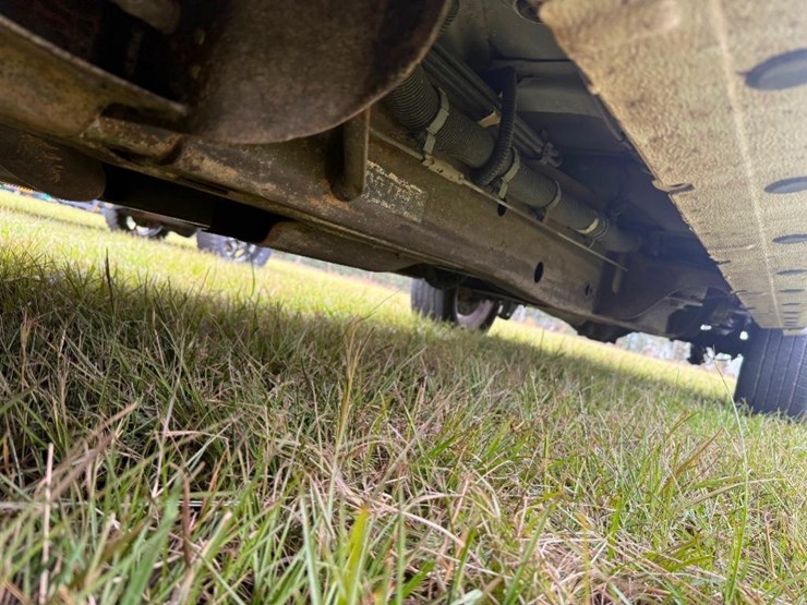 2016-chevrolet-silverado-1500-image-25