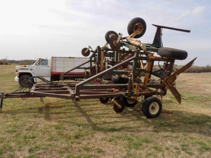 40'-flex-king-sweep-plow-image-1