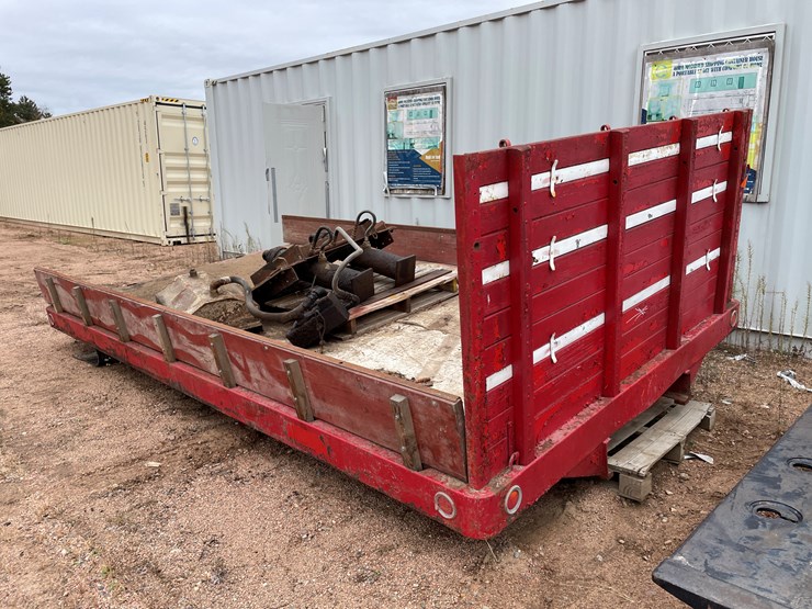 #3344-•-14'-steel-framed-wooden-dump-bed-image-13