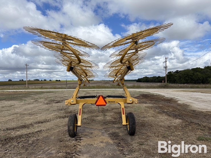 2015-vermeer-vr1224-image-6