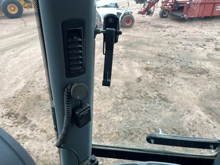 2011-case-821f-image-43