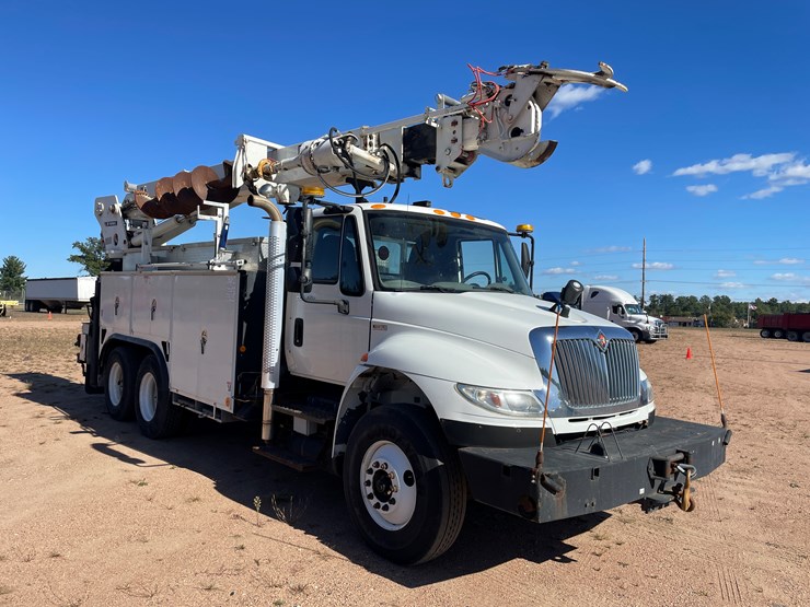 2012-international-durastar-4400-image-8