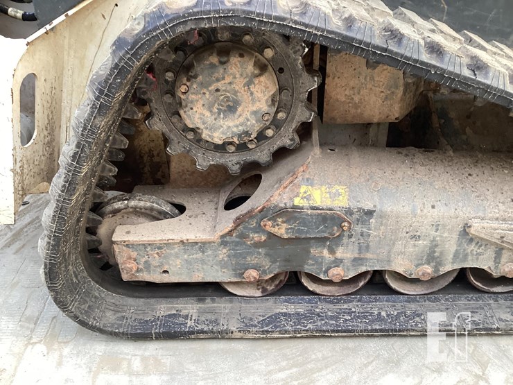 2021-bobcat-t66-image-12