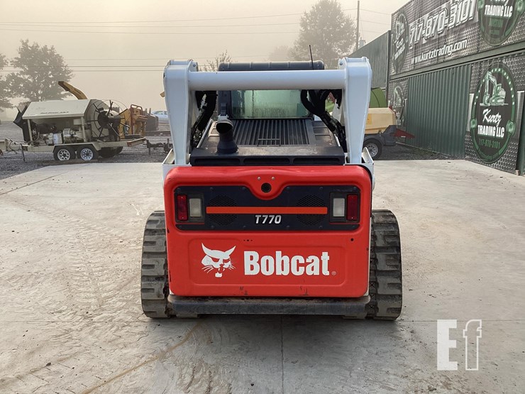 2022-bobcat-t770-image-3