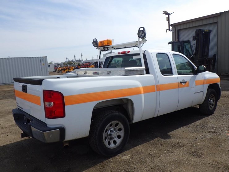 2008-chevrolet-1500-image-3