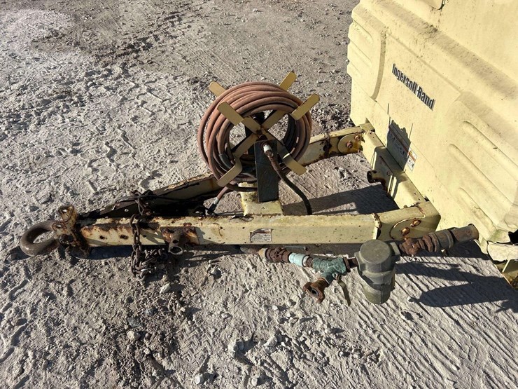 2006-ingersoll-rand-p185-image-10