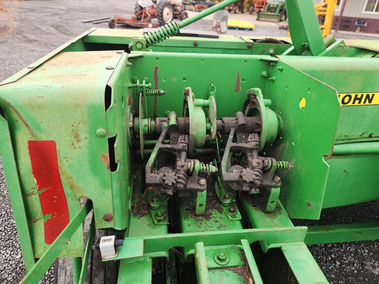 john-deere-328-image-6