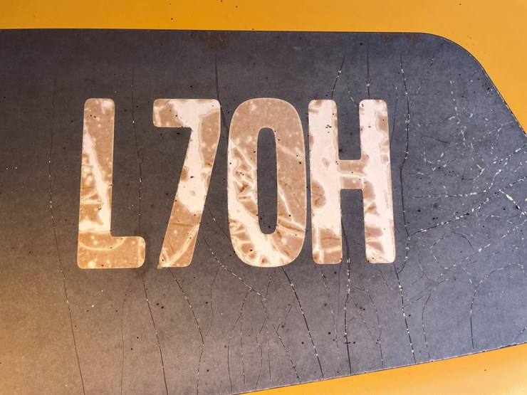 2015-volvo-l70h-image-28