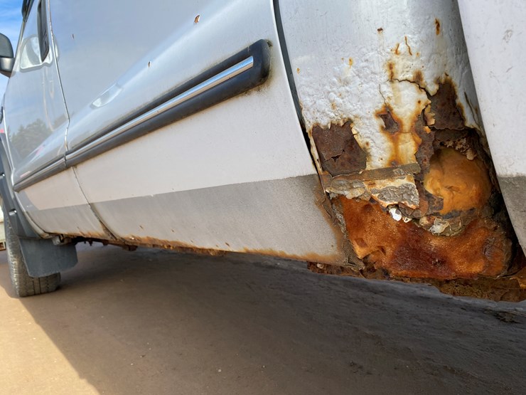 2000-ford-f350-image-27