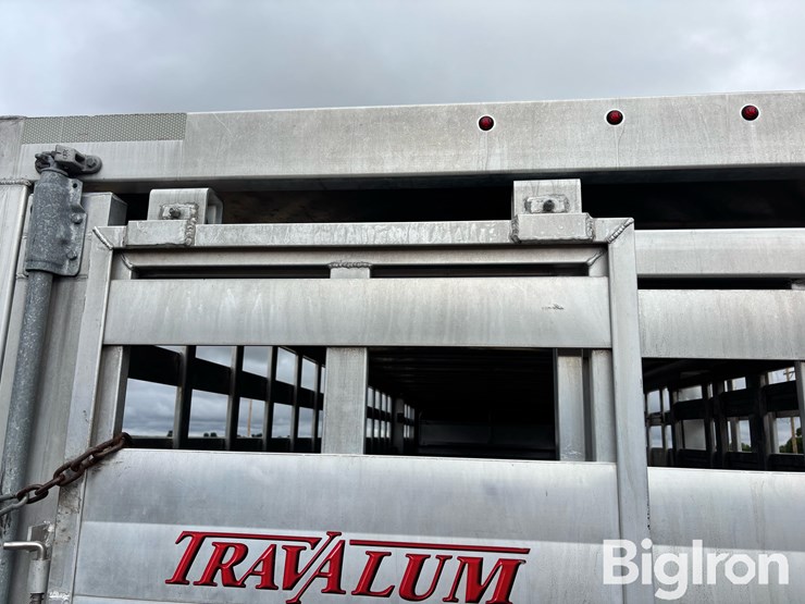 2019-travalum-tri/a-aluminum-gooseneck-livestock-trailer-image-20