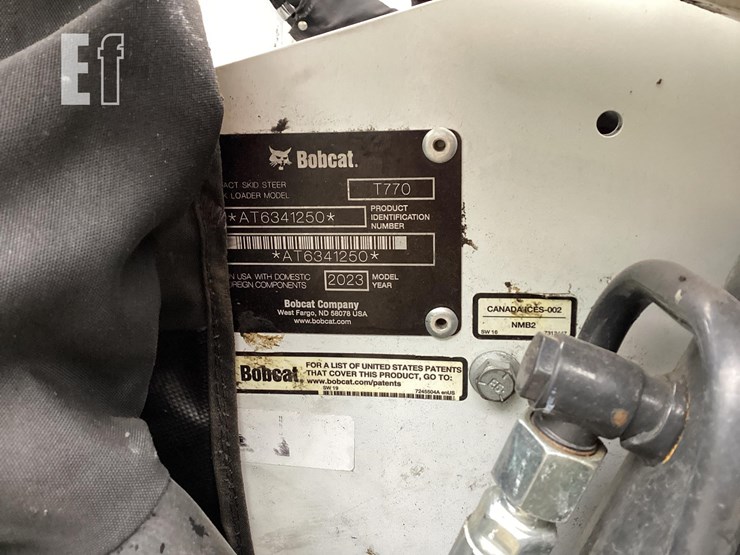 2023-bobcat-t770-image-19