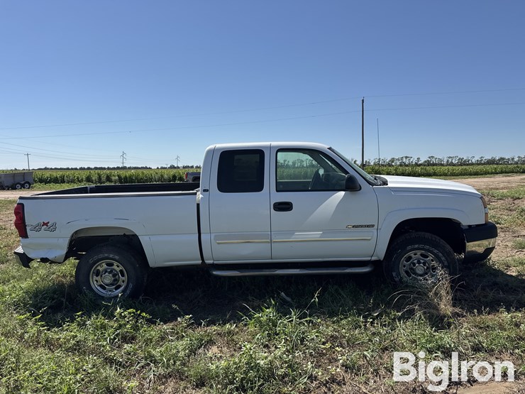 2007-chevrolet-silverado-2500-image-4