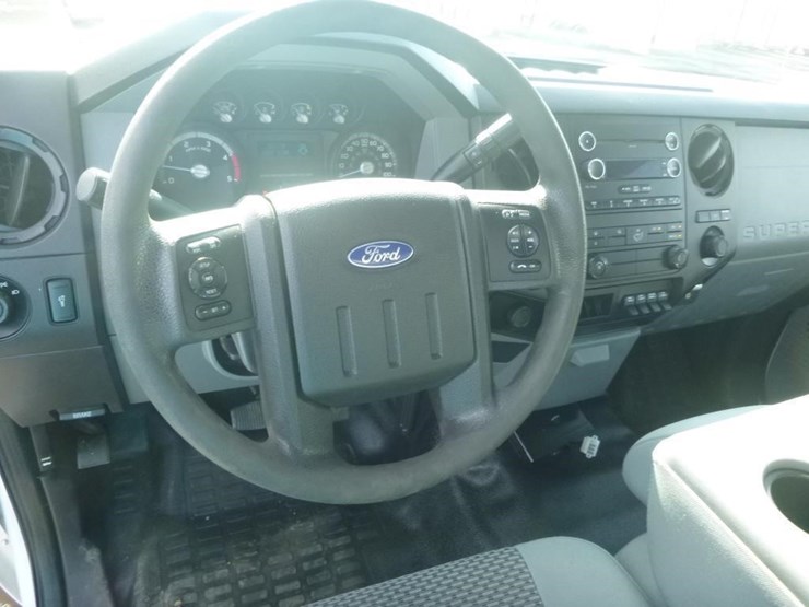 2014-ford-f450-image-17