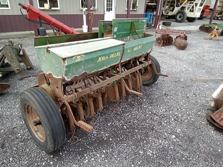#919-•-john-deere-grain-drill-image-7