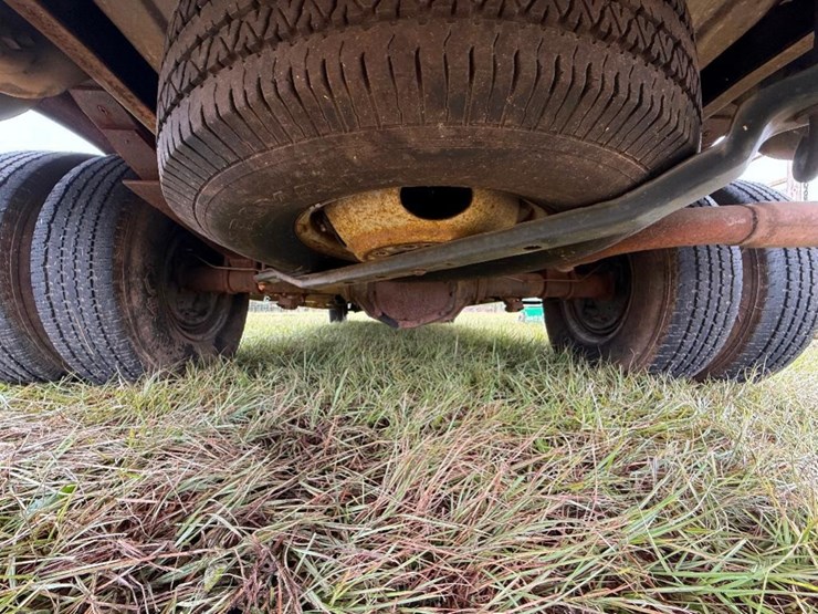 1990-ford-f35o-pickup-truck-(at,-ext-cab,-diesel,-image-11