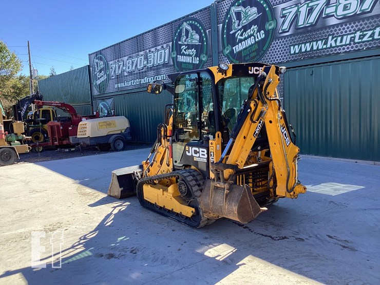 2021-jcb-1cxt-image-2