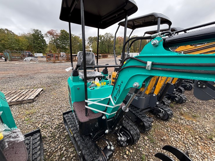 #52-•-cfg-industrial-mh12rx-mini-excavator-image-3