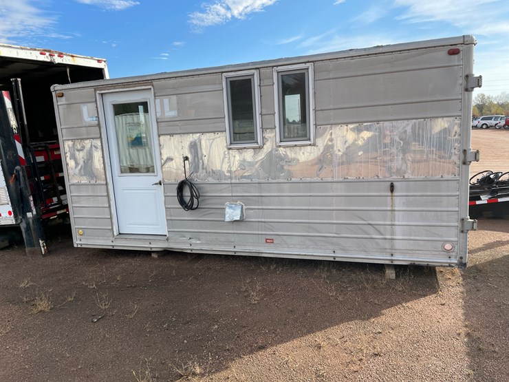 #3199-•-converted-storage-office-box-image-2