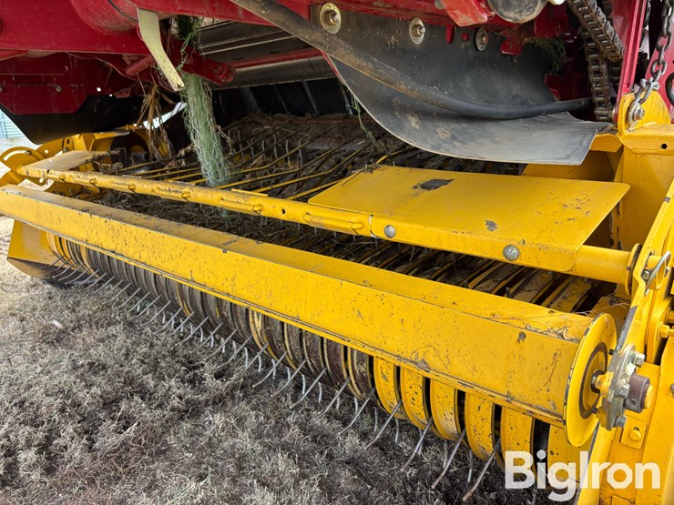 2012-new-holland-br7090-image-16