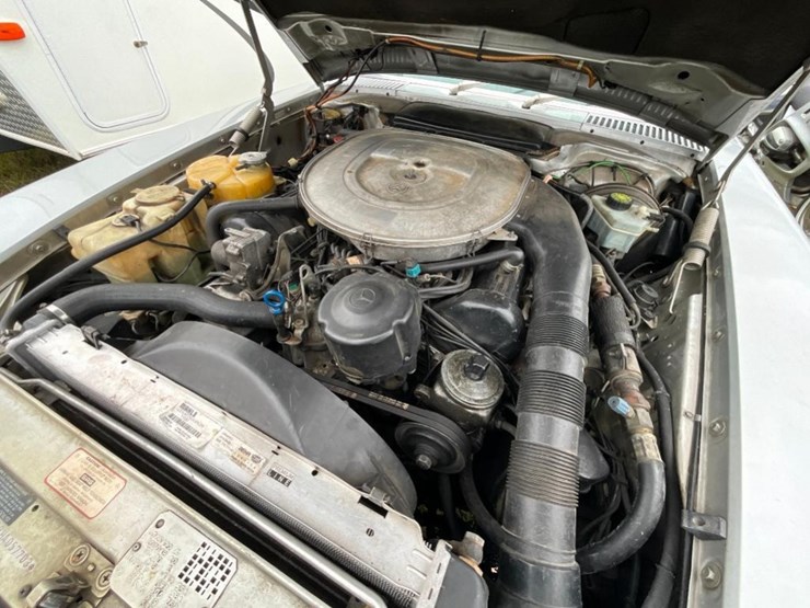 1987-mercedes-560sl-(at,-2-door,-v8,-miles-image-22
