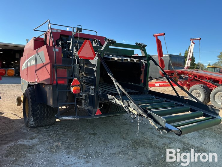 2004-new-holland-bb960s-image-7