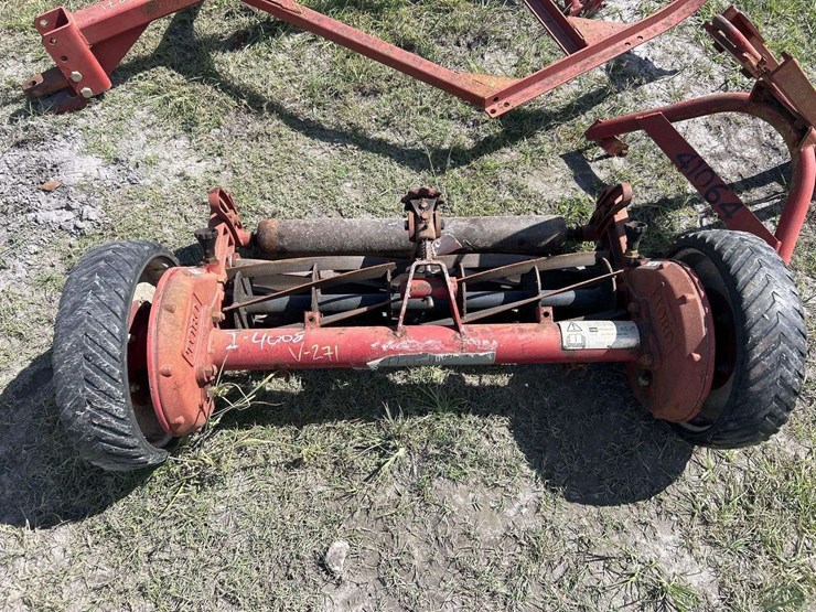 2015-toro-reelmaster-gang-mower-image-5