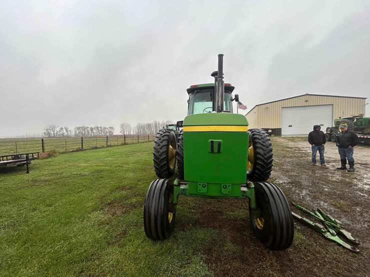 john-deere-4840-image-11