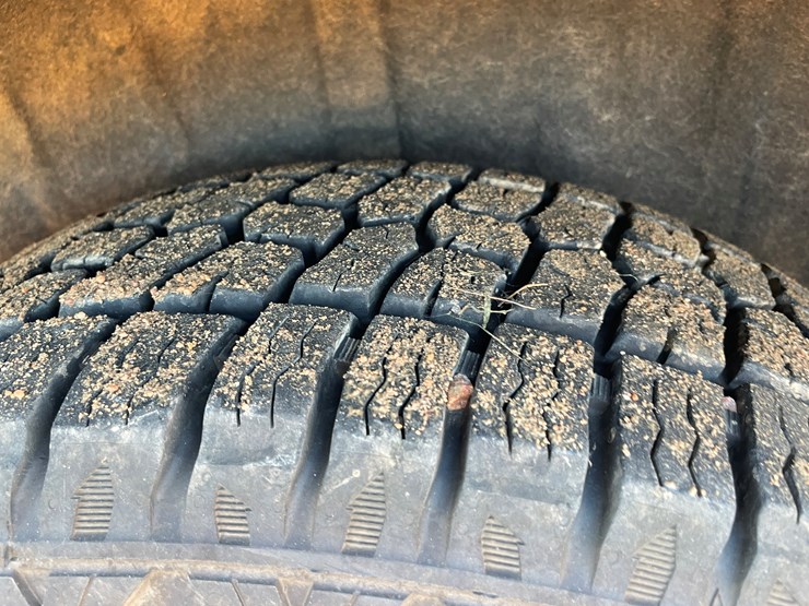 2014-dodge-durango-image-16