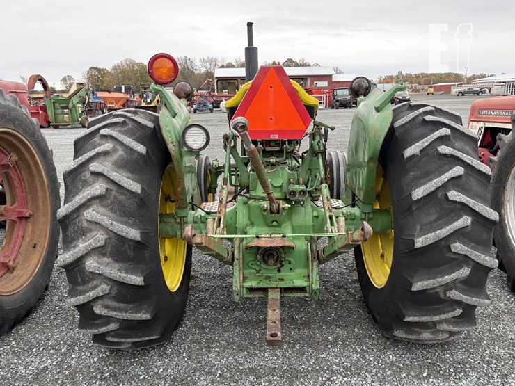 1979-john-deere-2440-image-10