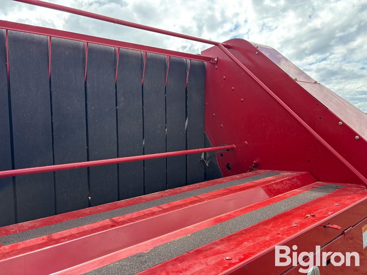 2012-new-holland-br7090-image-19