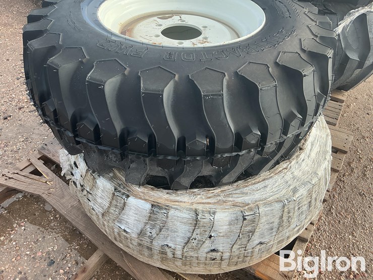 titan-contractor-fwd-12-16.5nhs-tractor-tires-w/brackets-image-12